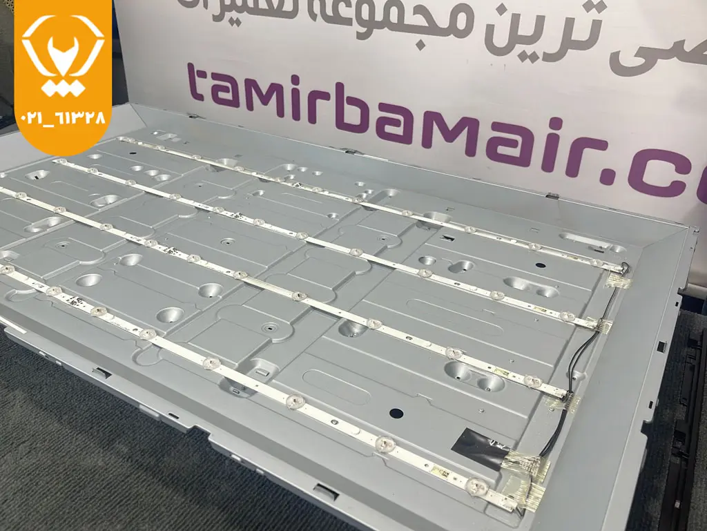 برد مین تلویزیون سامسونگ در حال تست؛ علت شایع خاموش و روشن شدن ناگهانی